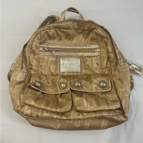 β¨ Limited Edition Coach Poppy Storypatch Glam Backpack β Gold/Bronze β¨ - Picture 3 of 15